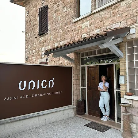 Unica Agri-charming House אסיסי